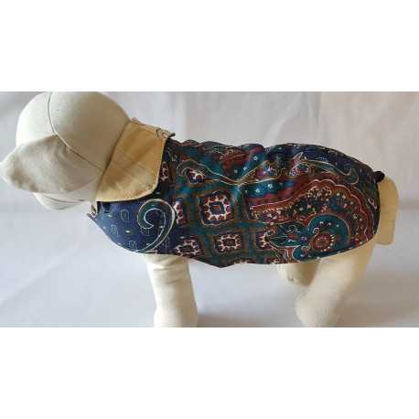 Warm vest with ornaments for dogs and cats